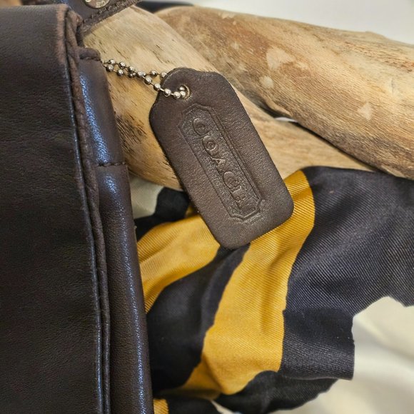 Vintage Coach Chelsea Dark Brown Leather Flap Crossbody Bag - Picture 3 of 8